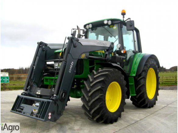 CIĄGNIK Marki JOHN DEERE 6330 PREMIUM z ładowaczem QUICKE