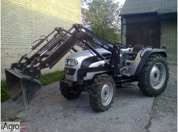 Eurotrac f-40 z TUR-em    4x4   Rewers