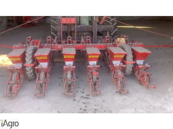 Siewnik do buraków Becker Centra Super 2