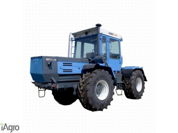 Tractor HTZ-17021