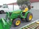 John Deere traktory 3038E