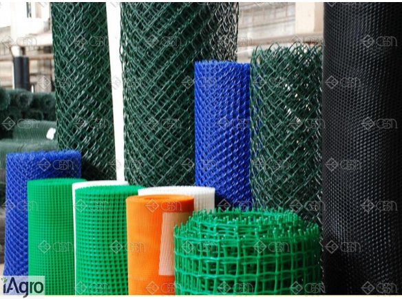  Ukraina.Siatka hodowlana ocynkowana zgrzewana z grubszego drutu.Od 2 zl/m2.Siatka oc/pcv ogrodzeniowa na woliery o kwadratowym oczku 12x12,25,50mm,drut srednicy 0,6/1,8/2mm w rolkach dlugosci 30,50m/d19cm/8,8kg.Wykonana w technologii podwojnej galwanizac