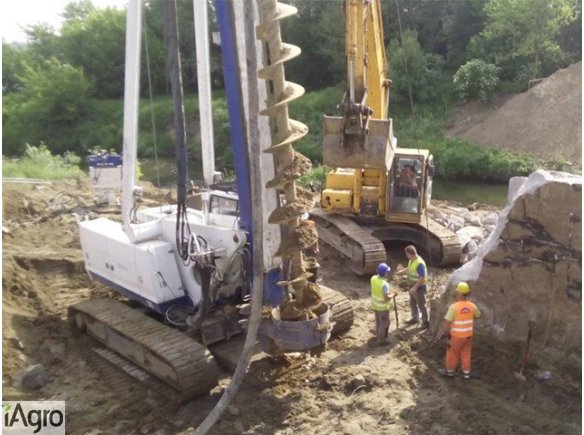 Używana Palownica CASAGRANDE B 425 CFA