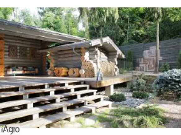  Ukraina. Pasieka, stadnina koni, bar, domy drewniane na 2 ha. Cena 8 tys.zl. Szukamy partnerow do budowy osrodka turystycznego. Czernihowski obw. Kompleks rekreacyjny, osrodek rybolowstwa w Pushkariach zalozony w latach powojennych i nalezal do bylego Pa