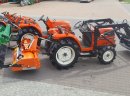 Traktorek Kubota GT3 12 biegów, diesel 4WD 21 KM 4 cylindry + ładowacz - zdjęcie 2